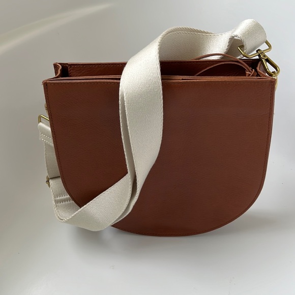 Madewell Handbags - New without tags Madewell Transport Leather Bag